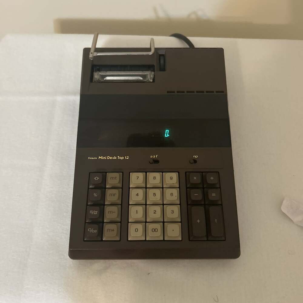 Vintage Sears PD 10 Electronic Desk Top Calculator with AC Cord - TESTED